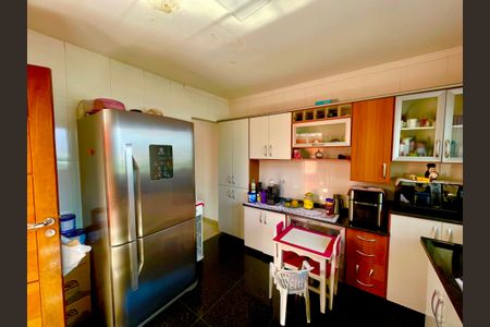 Casa à venda com 160m², 3 quartos e 4 vagasCozinha