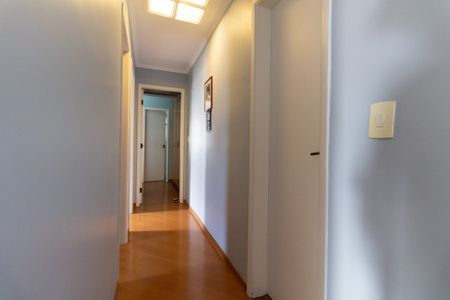 Apartamento à venda com 82m², 3 quartos e 2 vagas Apartamento à venda com 82m², 3 quartos e 2 vagasCorredor