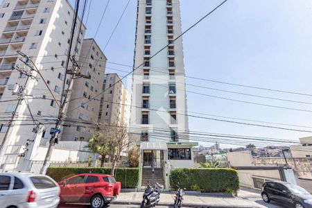 Apartamento à venda com 82m², 3 quartos e 2 vagas Apartamento à venda com 82m², 3 quartos e 2 vagasFachada