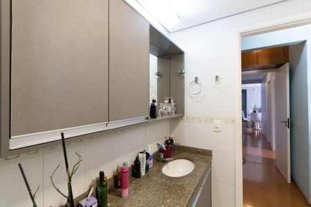 Apartamento à venda com 82m², 3 quartos e 2 vagas Apartamento à venda com 82m², 3 quartos e 2 vagasBanheiro da Suíte