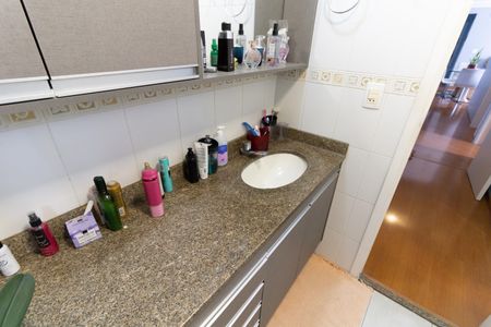 Apartamento à venda com 82m², 3 quartos e 2 vagas Apartamento à venda com 82m², 3 quartos e 2 vagasBanheiro da Suíte