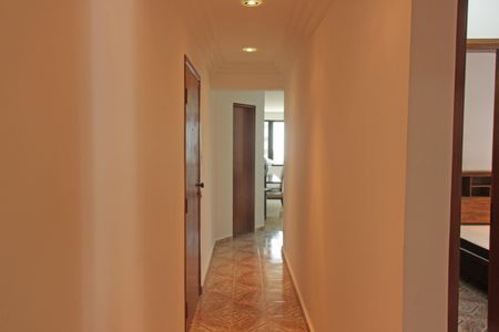 Corredor de apartamento para alugar com 2 quartos, 111m² em José Menino, Santos