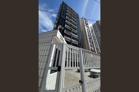 Apartamento para alugar com 111m², 2 quartos e 1 vaga Apartamento para alugar com 111m², 2 quartos e 1 vagaFachada