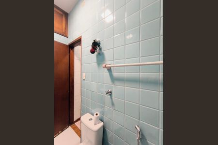 Apartamento à venda com 202m², 3 quartos e sem vagaBanheiro da Suíte