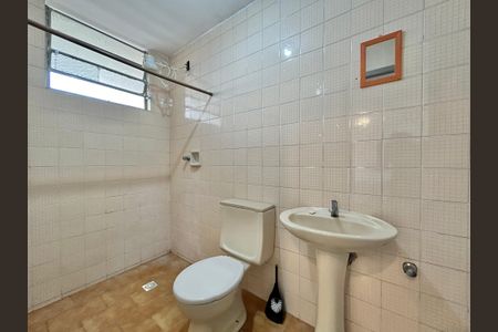 Banheiro de apartamento para alugar com 1 quarto, 35m² em Rondônia, Novo Hamburgo