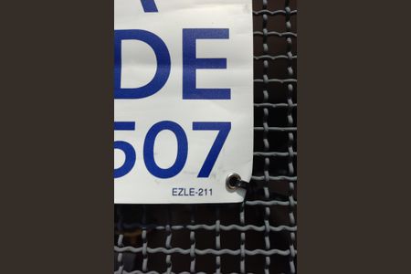 Casa à venda com 258m², 4 quartos e 2 vagas Casa à venda com 258m², 4 quartos e 2 vagasFachada