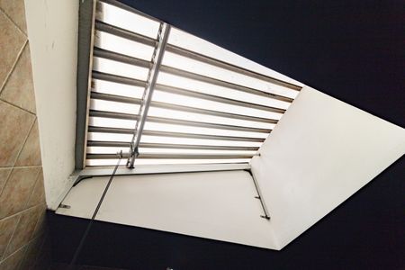 Casa à venda com 258m², 4 quartos e 2 vagas Casa à venda com 258m², 4 quartos e 2 vagasSalão