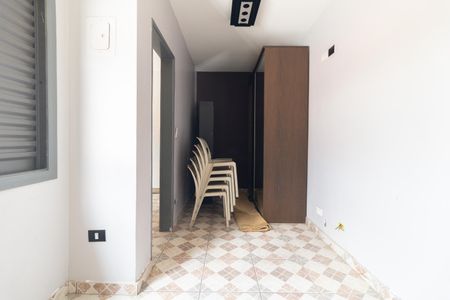 Casa à venda com 258m², 4 quartos e 2 vagas Casa à venda com 258m², 4 quartos e 2 vagasEdícula - Quarto