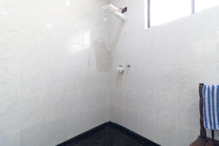 Casa à venda com 258m², 4 quartos e 2 vagas Casa à venda com 258m², 4 quartos e 2 vagasBanheiro