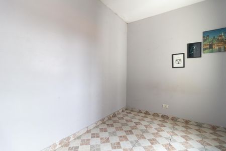 Casa à venda com 258m², 4 quartos e 2 vagas Casa à venda com 258m², 4 quartos e 2 vagasEdícula - Quarto