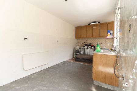 Casa à venda com 258m², 4 quartos e 2 vagas Casa à venda com 258m², 4 quartos e 2 vagasCozinha 2