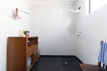 Casa à venda com 258m², 4 quartos e 2 vagas Casa à venda com 258m², 4 quartos e 2 vagasBanheiro