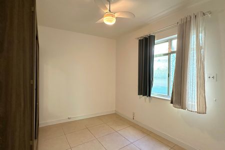 Apartamento à venda com 2 quartos, 52m² em Copacabana, Rio de Janeiro