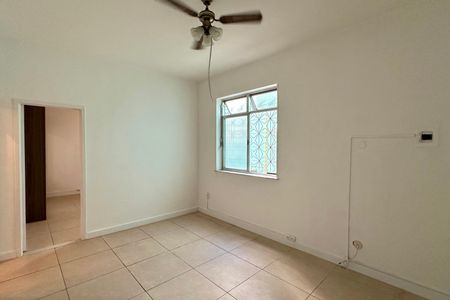 Apartamento à venda com 2 quartos, 52m² em Copacabana, Rio de Janeiro