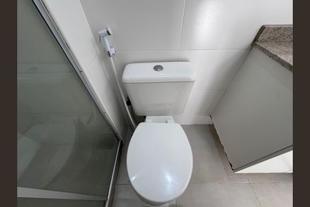 Casa de condomínio à venda com 149m², 3 quartos e 2 vagas Casa de condomínio à venda com 149m², 3 quartos e 2 vagasSuíte 1 - Banheiro