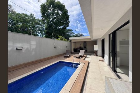 Casa de condomínio à venda com 149m², 3 quartos e 2 vagas Casa de condomínio à venda com 149m², 3 quartos e 2 vagasÁrea externa