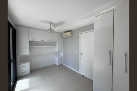 Casa de condomínio à venda com 149m², 3 quartos e 2 vagas Casa de condomínio à venda com 149m², 3 quartos e 2 vagasSuíte 1