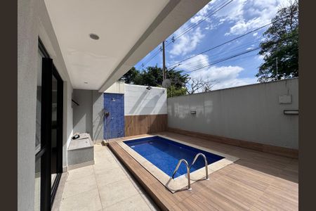 Casa de condomínio à venda com 149m², 3 quartos e 2 vagas Casa de condomínio à venda com 149m², 3 quartos e 2 vagasÁrea externa