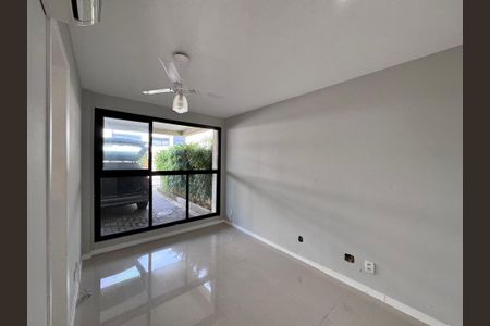 Casa de condomínio à venda com 149m², 3 quartos e 2 vagas Casa de condomínio à venda com 149m², 3 quartos e 2 vagasSuíte 2 (Canadense)