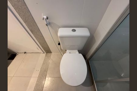 Casa de condomínio à venda com 149m², 3 quartos e 2 vagas Casa de condomínio à venda com 149m², 3 quartos e 2 vagasBanheiro Suítes Canadenses