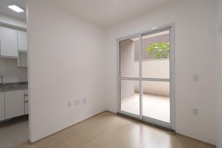 Apartamento para alugar com 70m², 2 quartos e 1 vagaSala