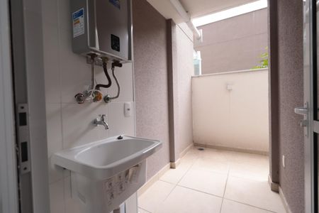 Apartamento para alugar com 70m², 2 quartos e 1 vagaÁrea de Serviço