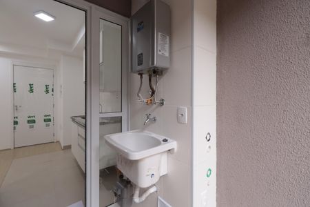 Apartamento para alugar com 70m², 2 quartos e 1 vagaÁrea de Serviço