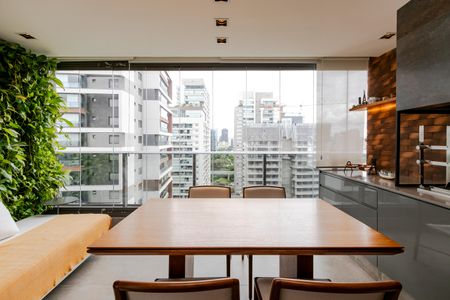 Varanda de apartamento à venda com 2 quartos, 83m² em Brooklin, São Paulo