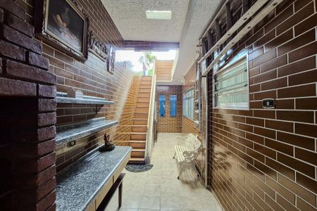 Casa à venda com 195m², 3 quartos e 1 vaga Casa à venda com 195m², 3 quartos e 1 vagaQuintal