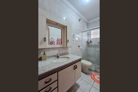 Casa à venda com 195m², 3 quartos e 1 vaga Casa à venda com 195m², 3 quartos e 1 vagaBanheiro Social