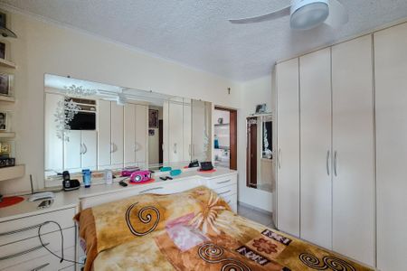 Casa à venda com 195m², 3 quartos e 1 vaga Casa à venda com 195m², 3 quartos e 1 vagaSuíte