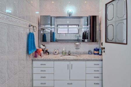 Casa à venda com 195m², 3 quartos e 1 vaga Casa à venda com 195m², 3 quartos e 1 vagaBanheiro da Suíte