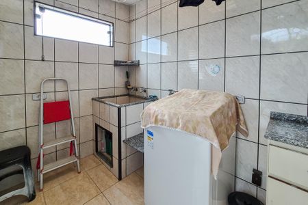 Casa à venda com 195m², 3 quartos e 1 vaga Casa à venda com 195m², 3 quartos e 1 vagaÁrea de Serviço