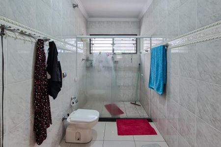 Casa à venda com 195m², 3 quartos e 1 vaga Casa à venda com 195m², 3 quartos e 1 vagaBanheiro da Suíte