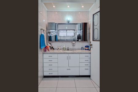 Casa à venda com 195m², 3 quartos e 1 vagaBanheiro da Suíte