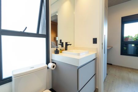 Apartamento à venda com 100m², 2 quartos e 2 vagasBanheiro da Suíte 2