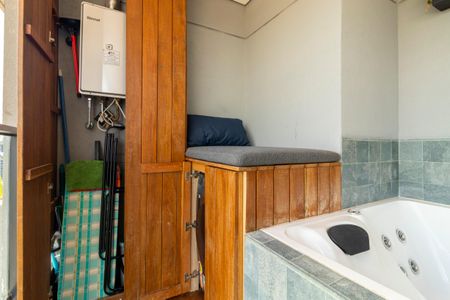 Apartamento à venda com 100m², 2 quartos e 2 vagasÁrea de Serviço