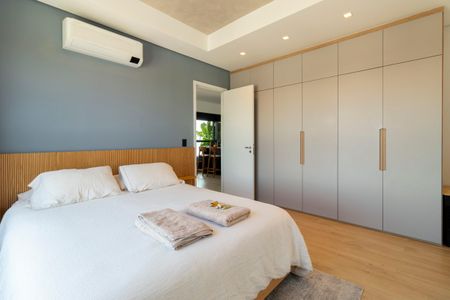 Apartamento à venda com 100m², 2 quartos e 2 vagasSuíte 1