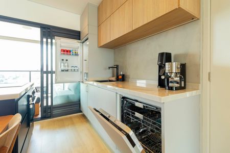 Apartamento à venda com 100m², 2 quartos e 2 vagasCozinha