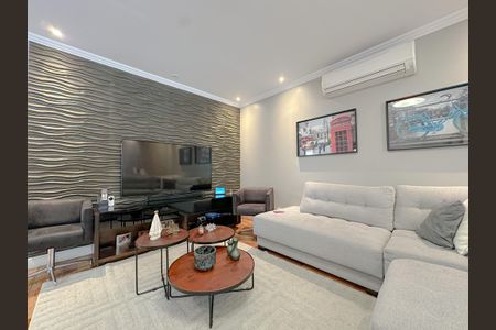 Sala de casa à venda com 3 quartos, 380m² em Jardim Humaita, São Paulo