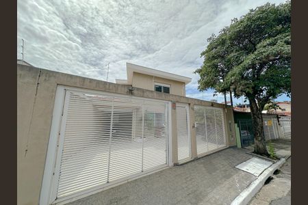 Casa à venda com 380m², 3 quartos e 2 vagasFachada