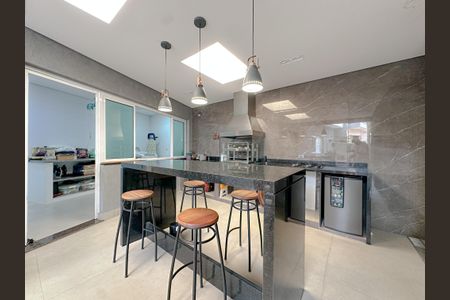 Casa à venda com 380m², 3 quartos e 2 vagasÁrea Gourmet