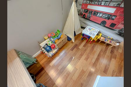 Casa à venda com 380m², 3 quartos e 2 vagasEscritório