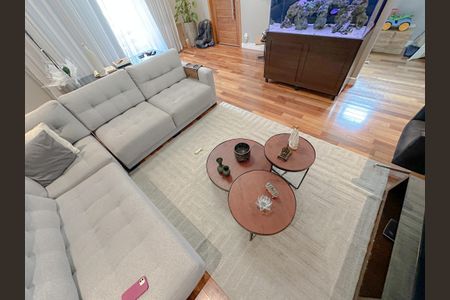 Casa à venda com 380m², 3 quartos e 2 vagasSala