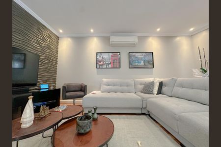 Sala de casa à venda com 3 quartos, 380m² em Jardim Humaita, São Paulo