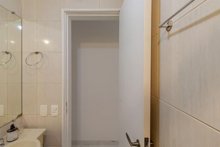 Apartamento à venda com 55m², 1 quarto e 1 vaga Apartamento à venda com 55m², 1 quarto e 1 vagaBanheiro