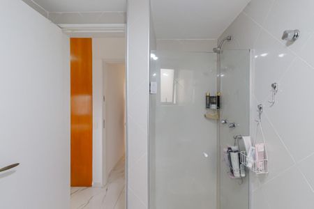 Apartamento à venda com 55m², 1 quarto e 1 vaga Apartamento à venda com 55m², 1 quarto e 1 vagaBanheiro da Suíte