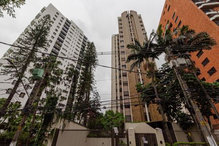 Apartamento à venda com 55m², 1 quarto e 1 vaga Apartamento à venda com 55m², 1 quarto e 1 vagaFachada