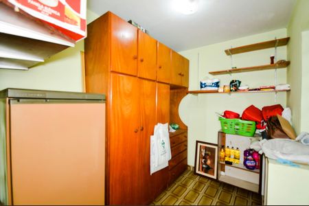 Casa à venda com 125m², 2 quartos e 3 vagasQuarto de Serviço