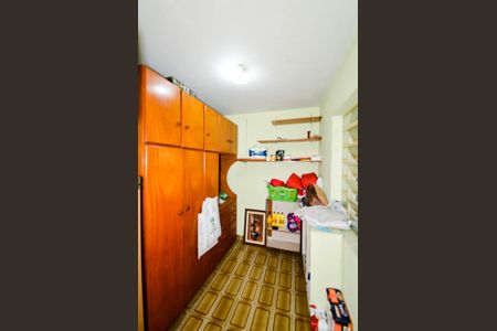 Casa à venda com 125m², 2 quartos e 3 vagasQuarto de Serviço